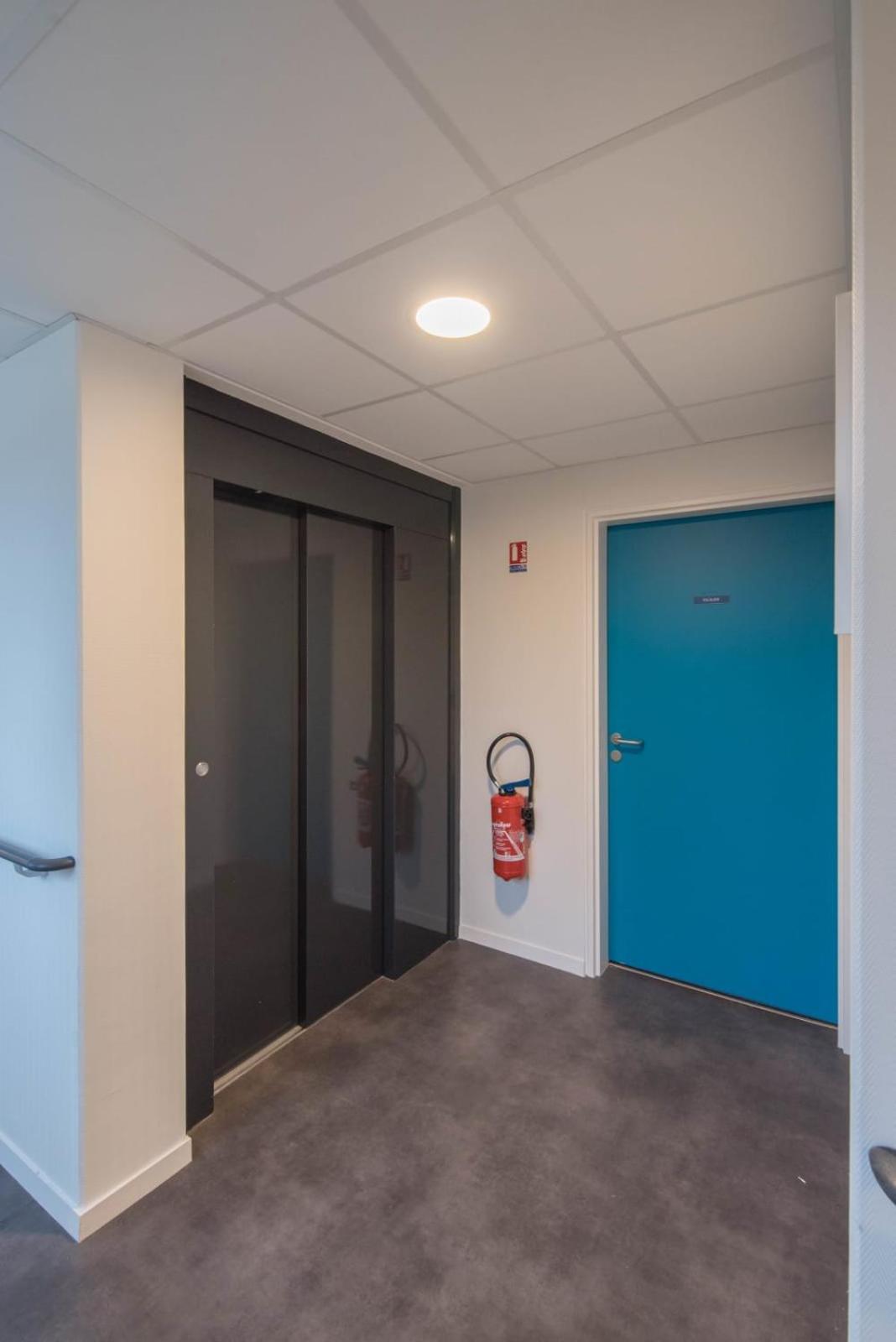 THEO - Appartement proche gare,WIFI,arrivée 24 24 Le Mans Exterior foto